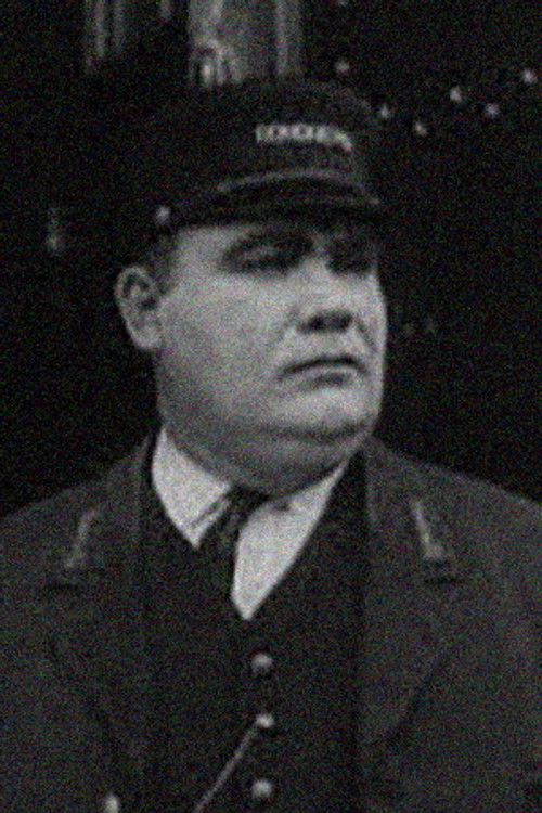 Kewpie Morgan as The Customer's Detective Husband