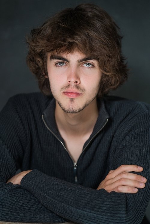 Leo Harvey-Elledge as George Harrison