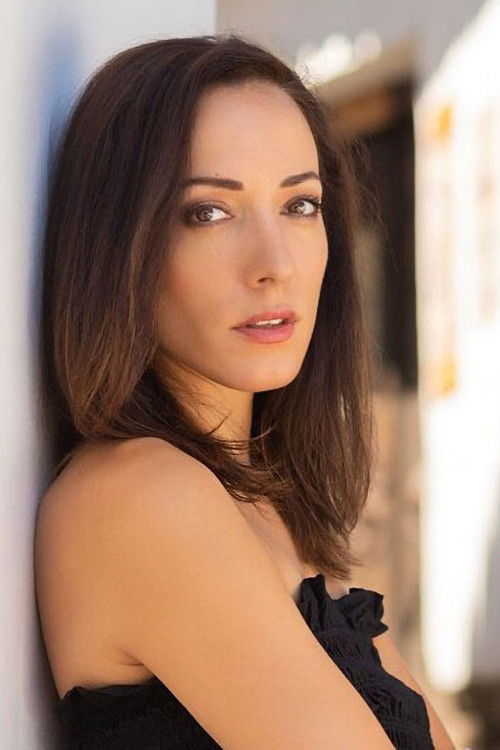 Iskra Donova as Iskra/Petya's mother