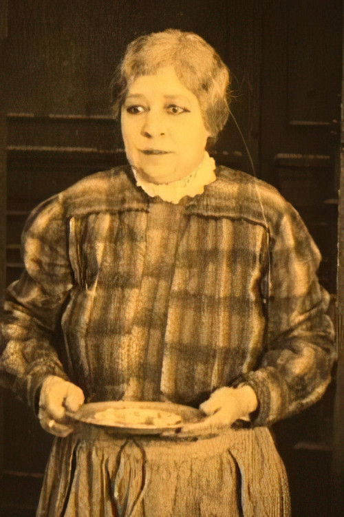 Angèle Decori as Madame Barrois