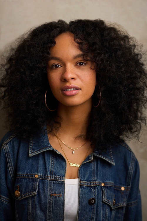 Renée Coler-Williams as Eve