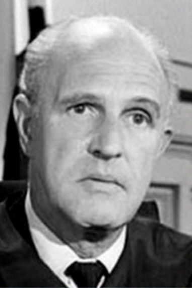 Mack Williams as Lt. Col. Virgil Jackson