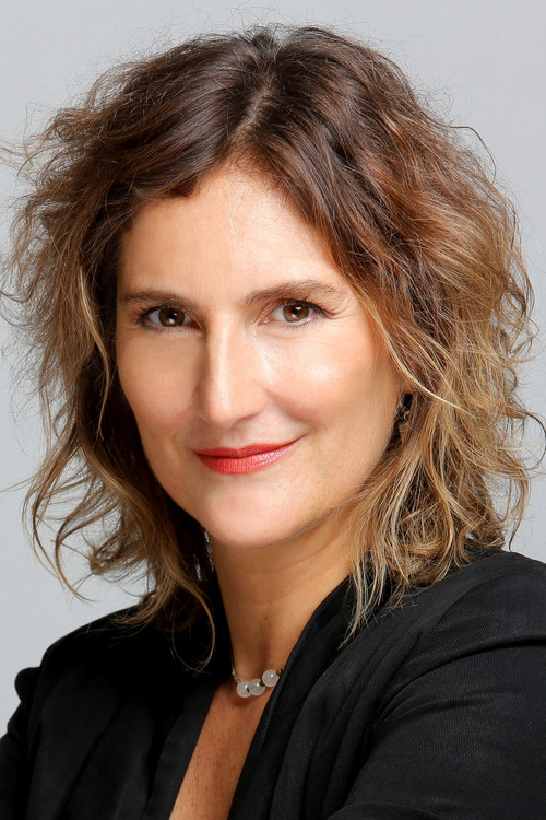 Francisca Imboden as Pilar Egaña