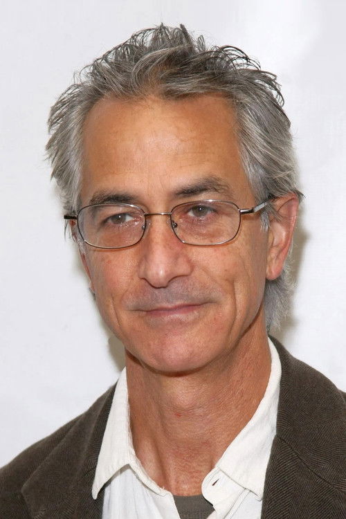 David Strathairn as Milton Lynxley (voice)