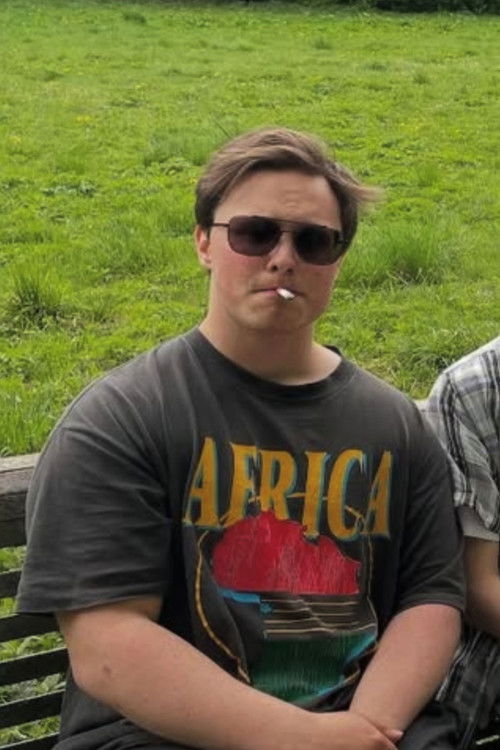 Liam Gamble as Garry