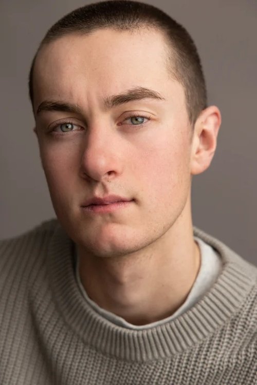 Angus Stevens as Reuben