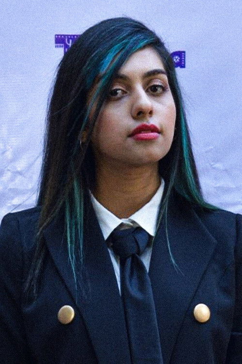 Rodina Raad as Sofia Davis