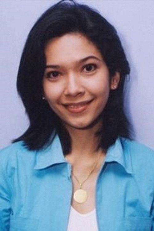 Eksanti as Suhita's Mother