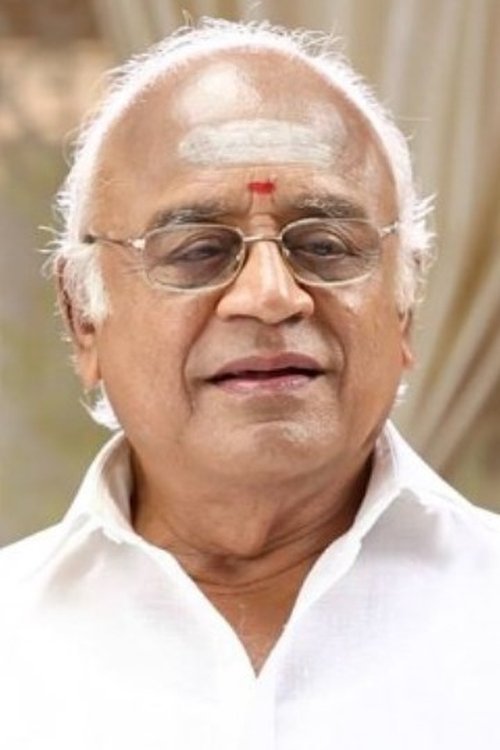 Delhi Kumar as Kavya's Grandfather