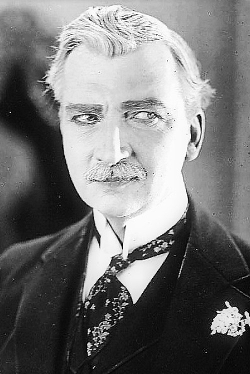 Herbert Prior as Nathan Norris