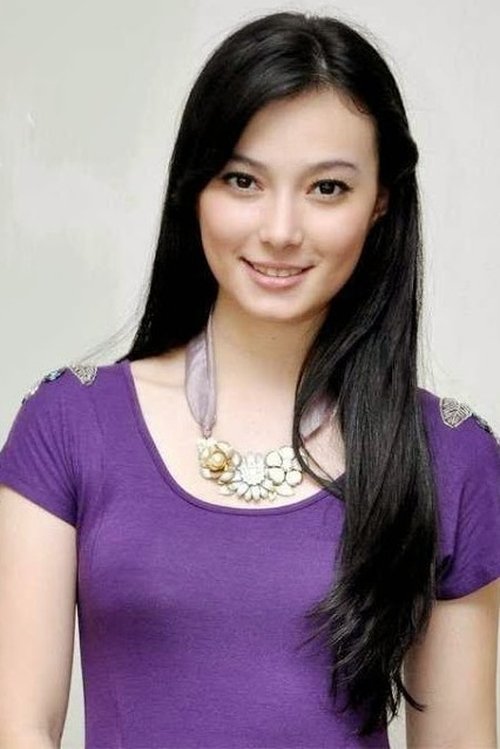 Asmirandah as Senja (Segment: Firasat)