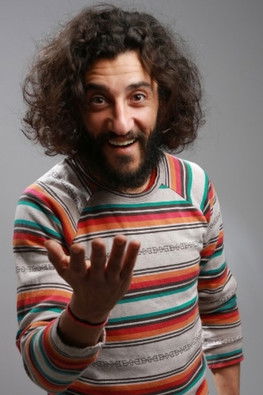 Hicham Belaoudi as Homme de village