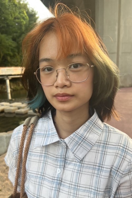 Naphatsanan Buasombun as Magic / Director of Photography 2