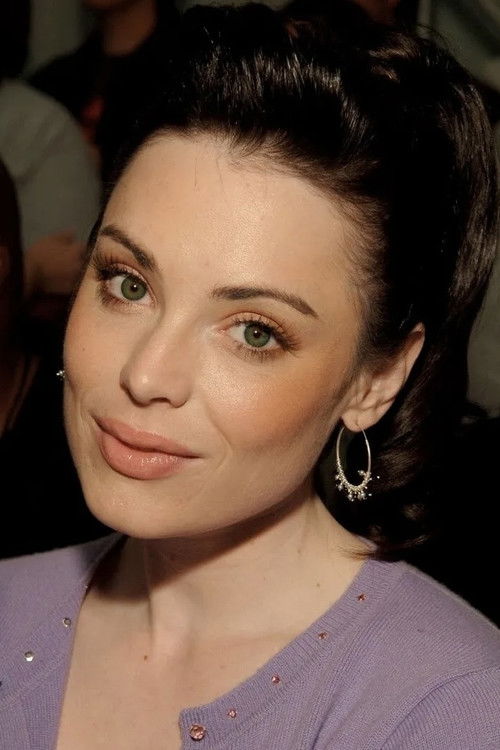 Yoanna House profile photo