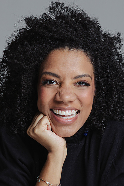 Nathalia Cruz as Madalena (voice)