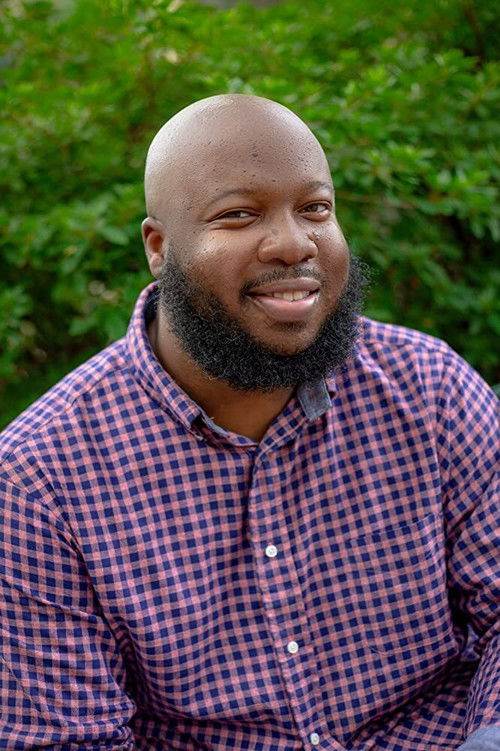 Karlton T. Clay as Courier