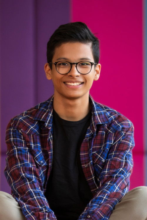 Yuani Blindenburg as Jongen in Club