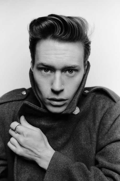 Ben Sullivan as Hunt