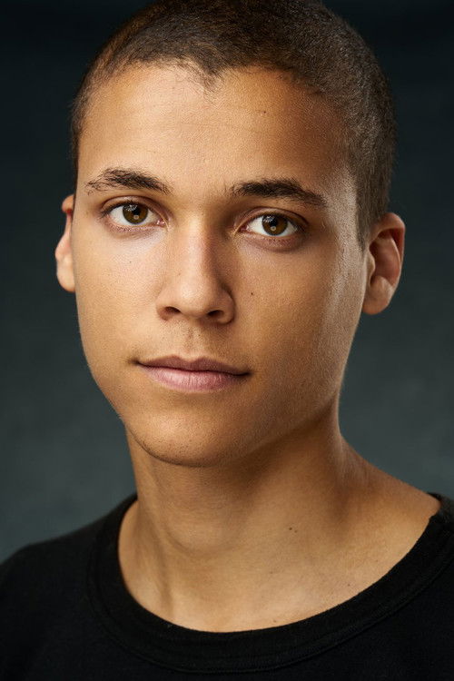 Benjamin Roy as Tyler