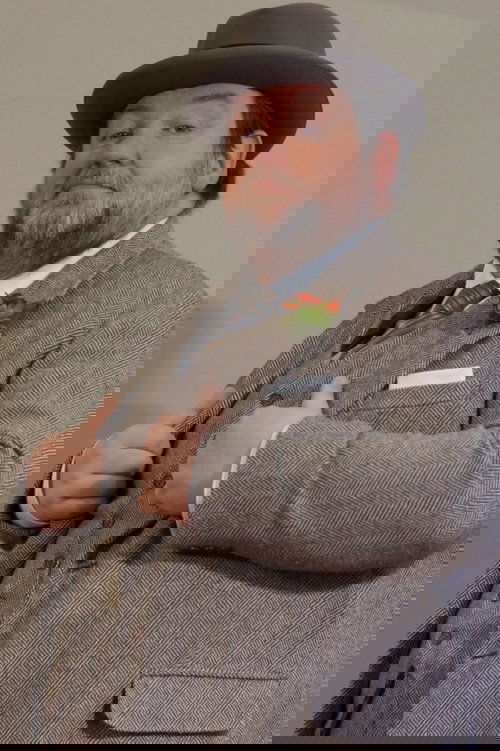 Daniel Hanssens as Albert