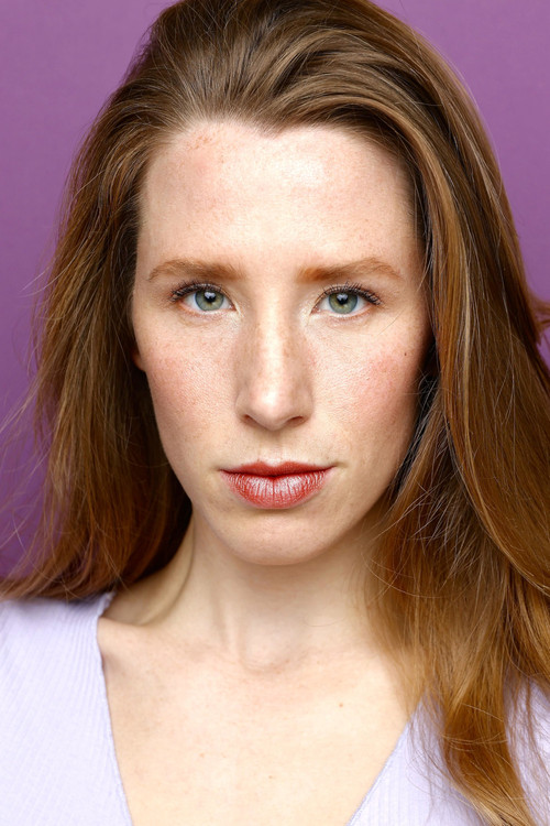 Madi Bready as Kelsey