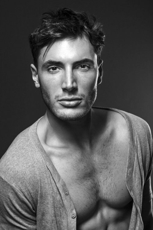 Yannik Zamboni as Himmlisches Wesen