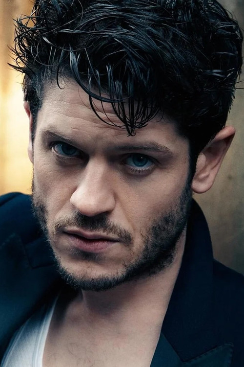 Iwan Rheon as