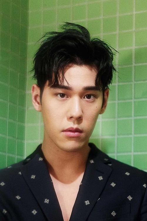 Alex Chou as Class Union President