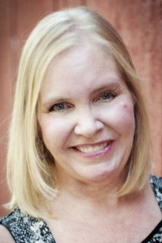 Kellie Flanagan as Candice Muir