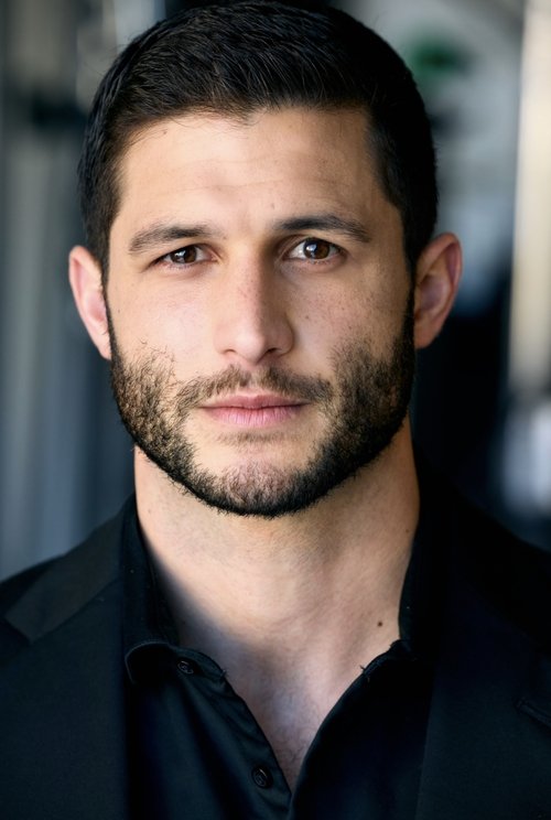 Roberto Portales as Teacher