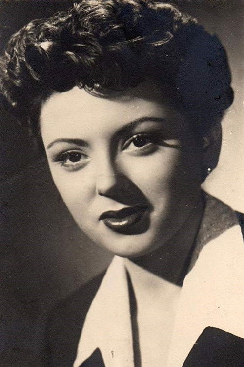 Elena Espejo as Carmen