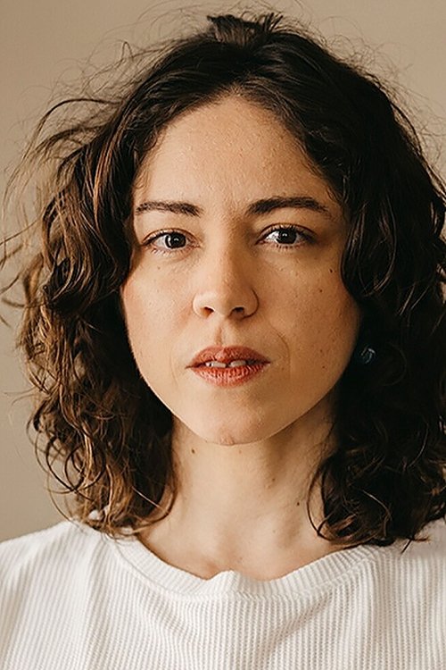 Fátima Macedo as Sônia