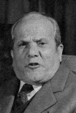 Antonio Calò as Man in Hospital (uncredited)