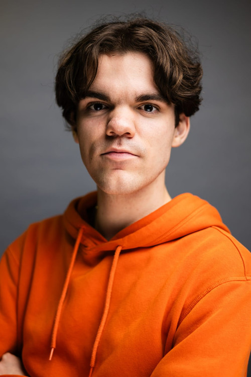 Bruno Nicolas as Ford