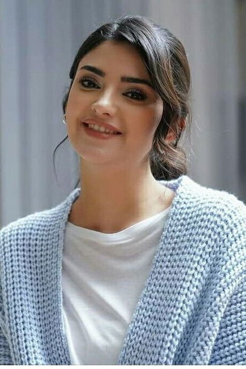 Hilal Yildiz as Aysun