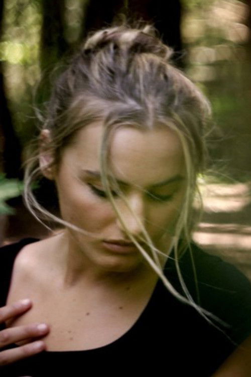 Tikvah Tignanelli as Sloane