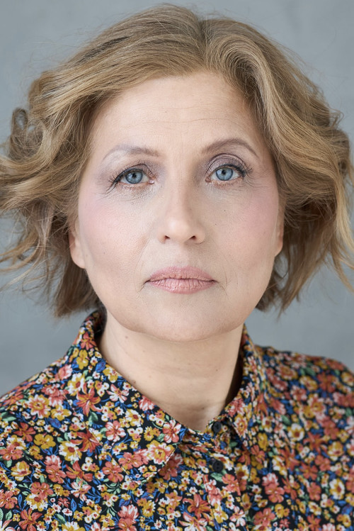 Ksenia Gezha as Vera