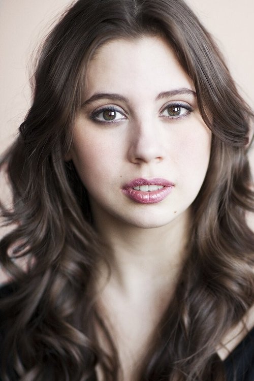 Skye Bennett as Charlotte