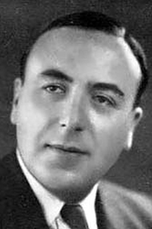 Aubrey Dexter as Major