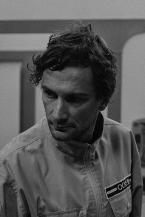 Brian Gwaspari as Flingo