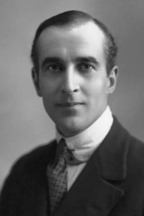 Arthur Wontner as Colonel Redmayne