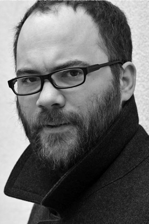 Pál Göttinger as Terebessy Úr