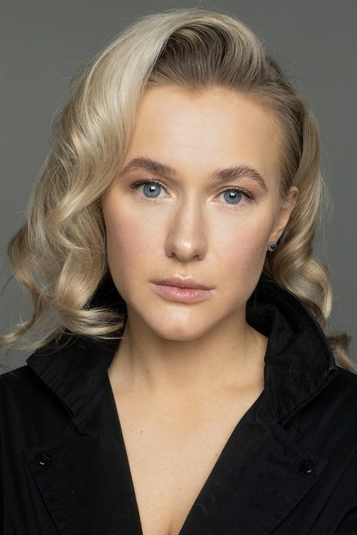 Anna Nemchenko as Аня