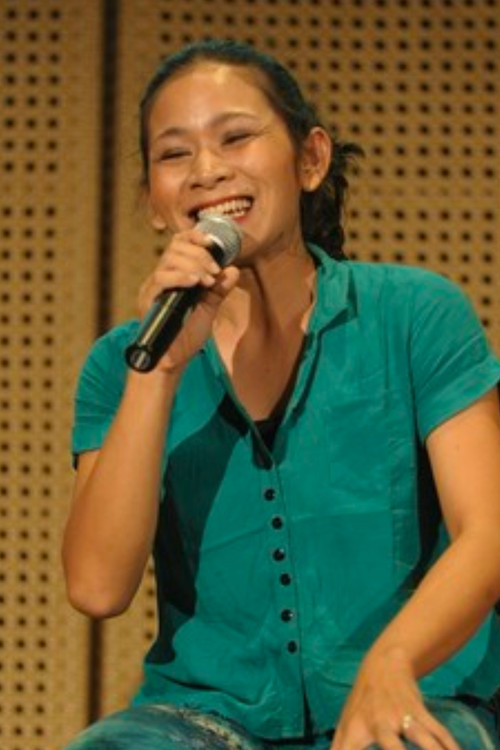 Nunung Deni Puspitasari as Rara