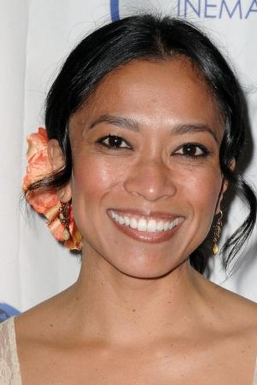 Pisay Pao as Inona Kim