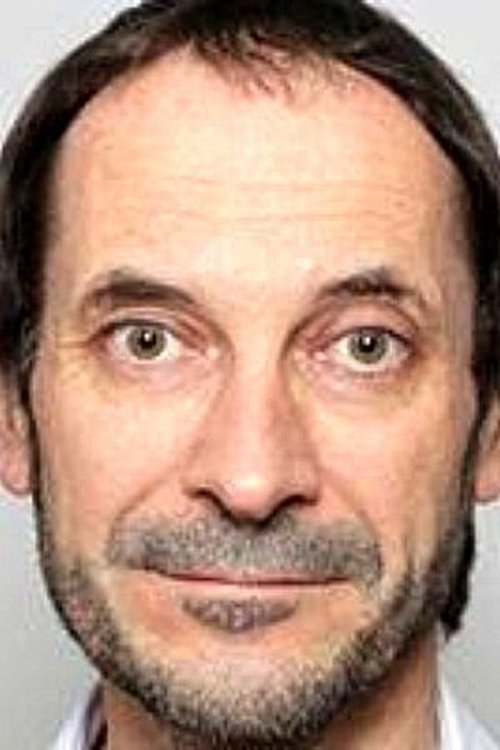 Noel Mairot as Le professeur de danse