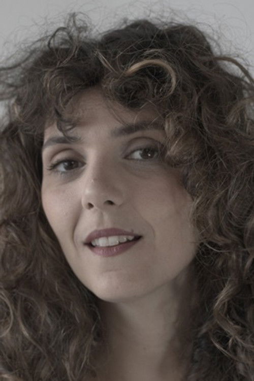 Amanda Menelau as Dulce