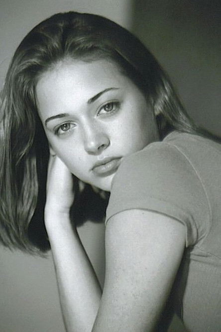 Amanda Barfield as Faith Keenan