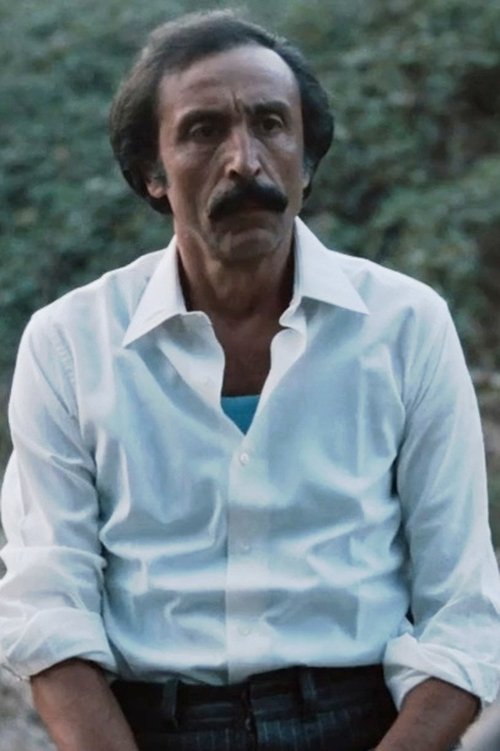 Roberto Corcione as Tommaso