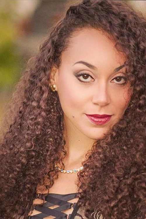 Venus Leone as Hoodrat